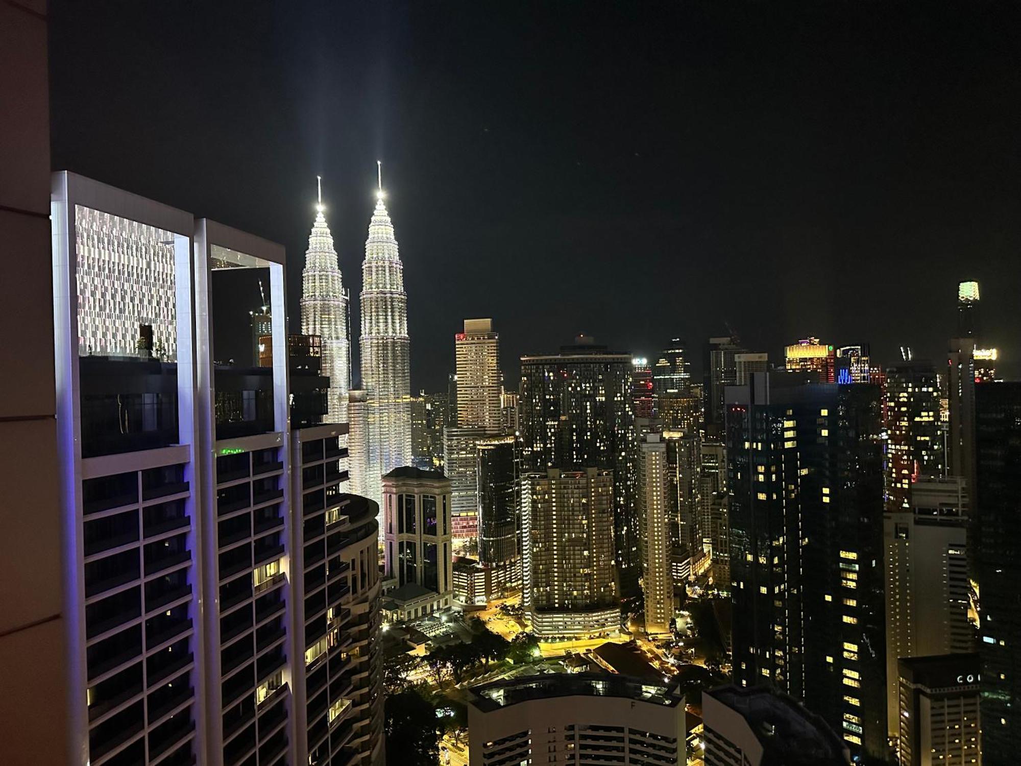 Platinum Klcc By Neptune House Kuala Lumpur Exterior photo